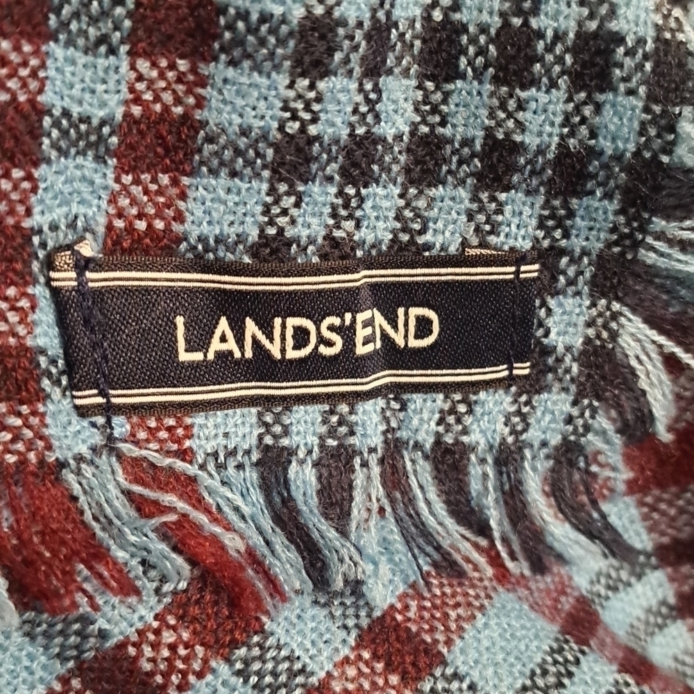 Lands' End women's plaid large square fringed scarf or shawl - Picture 3 of 6